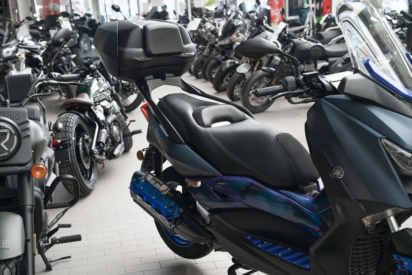 Yamaha XMAX 300