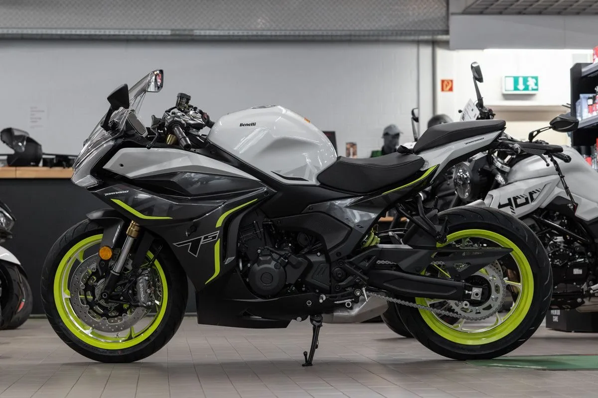 Benelli Tornado 550
