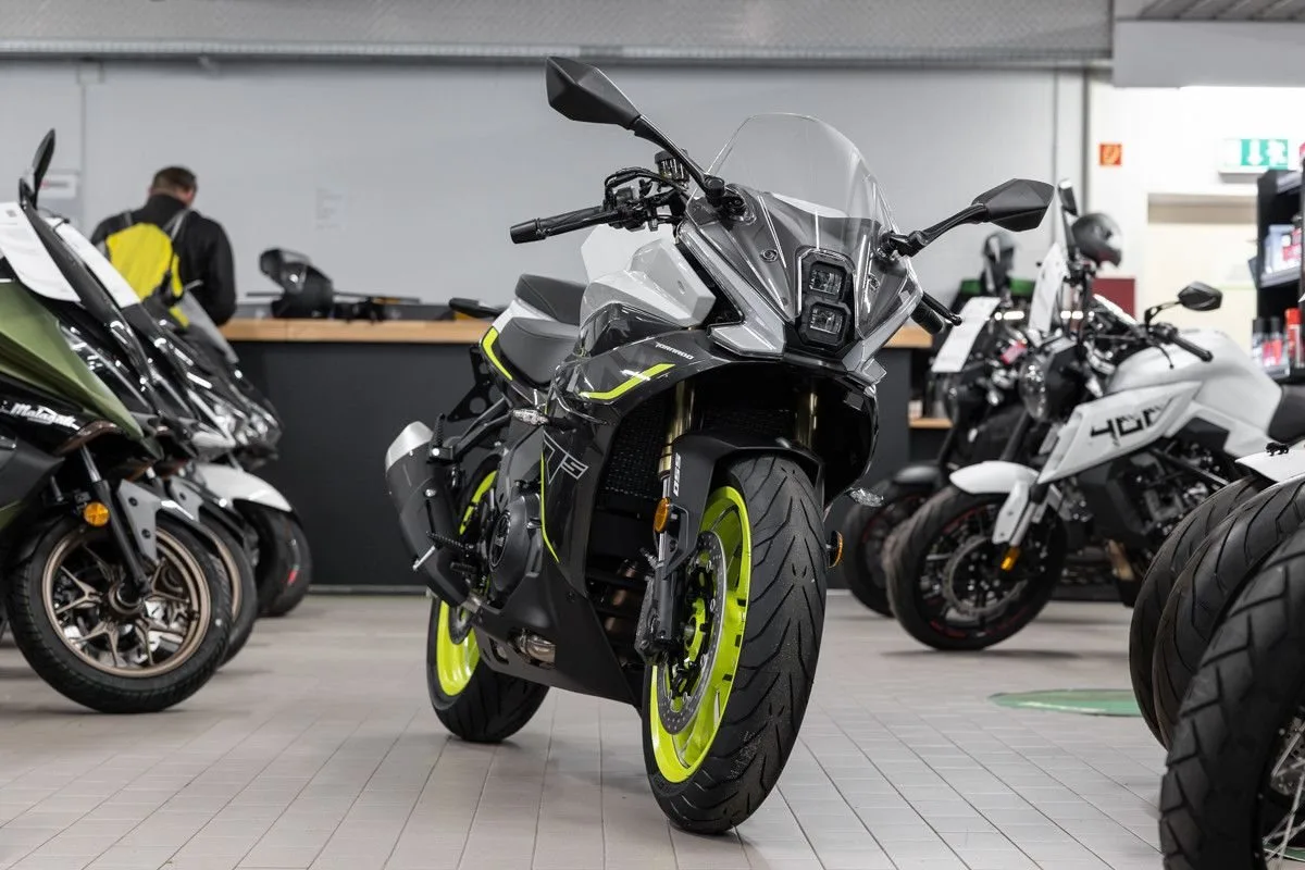 Benelli Tornado 550