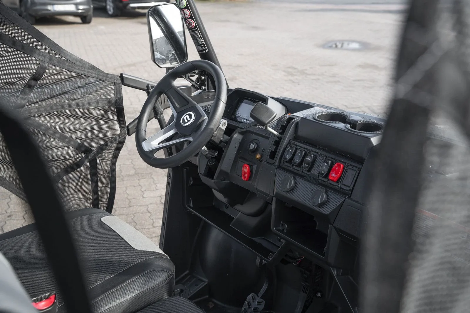 CFMOTO UForce 600