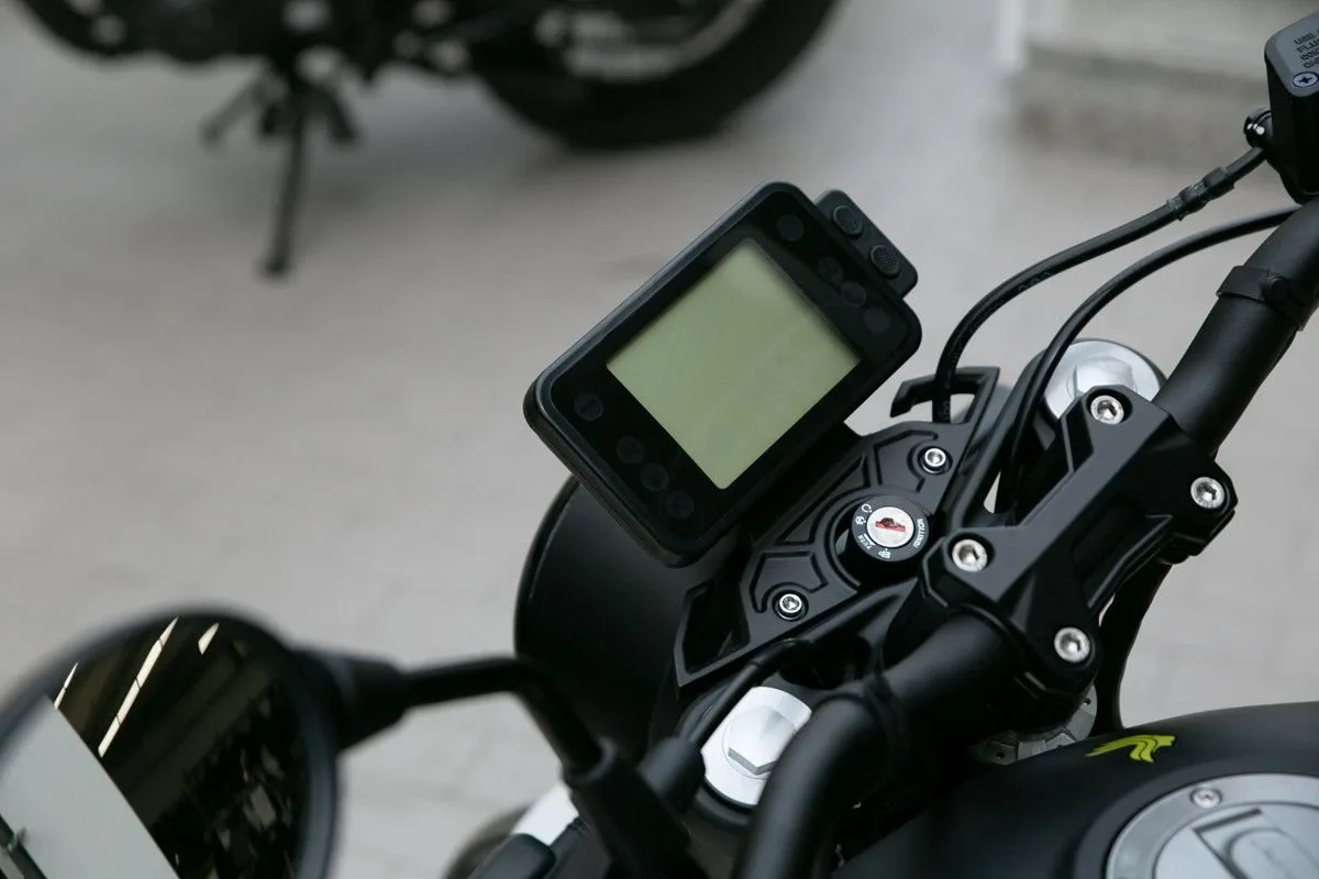 Benelli Leoncino 125