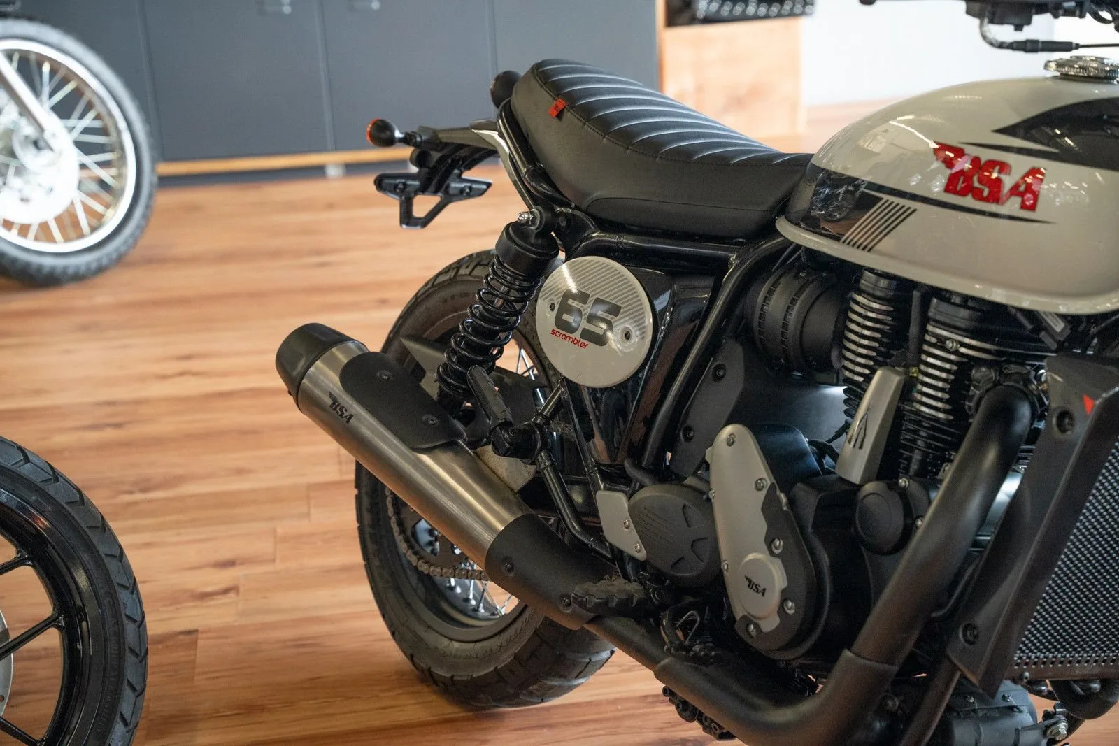 BSA Scrambler 650