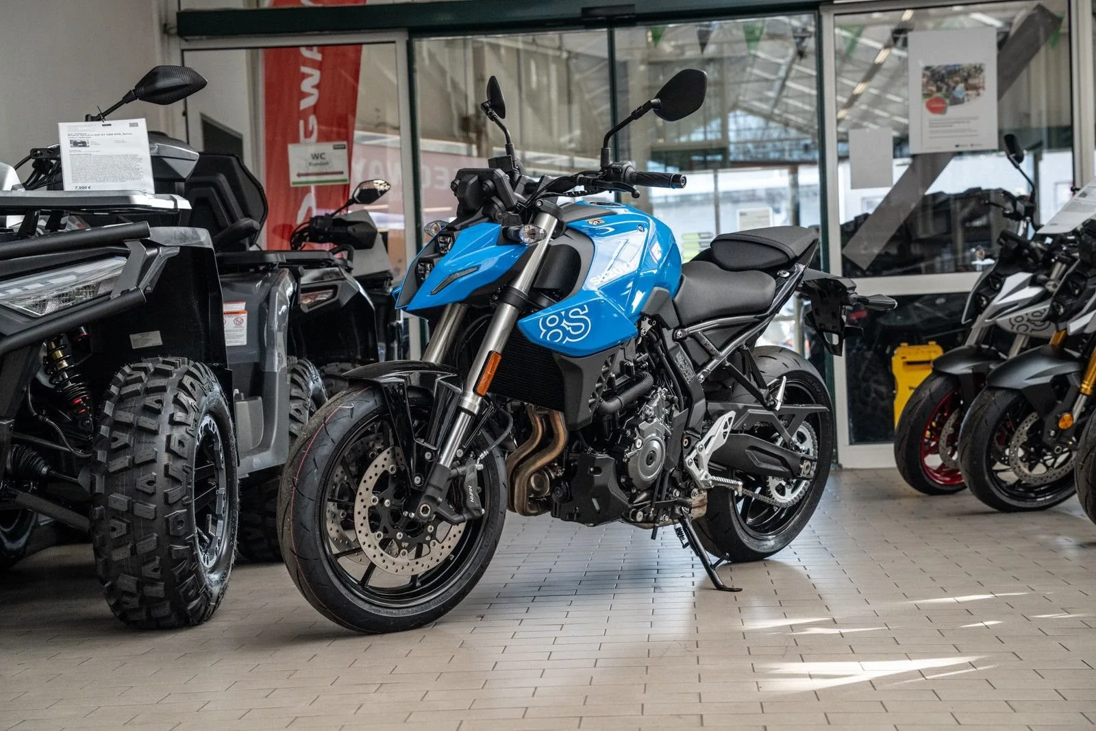 Suzuki GSX-8S