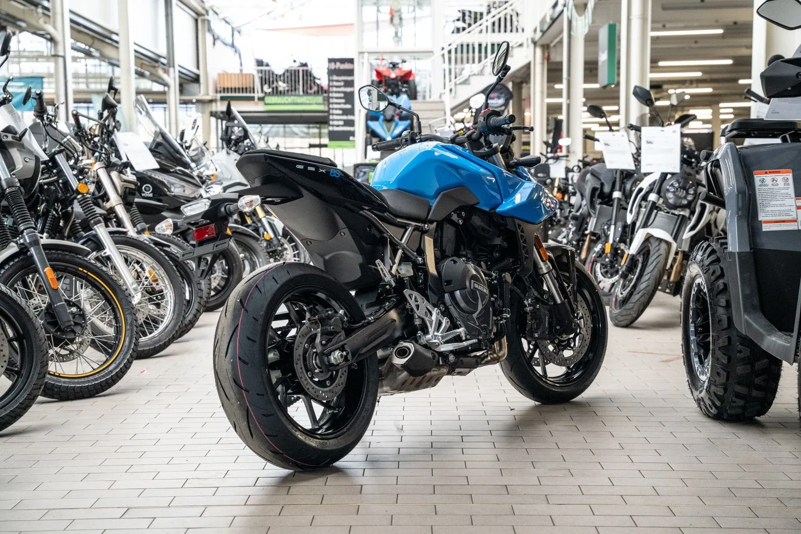 Suzuki GSX-8S