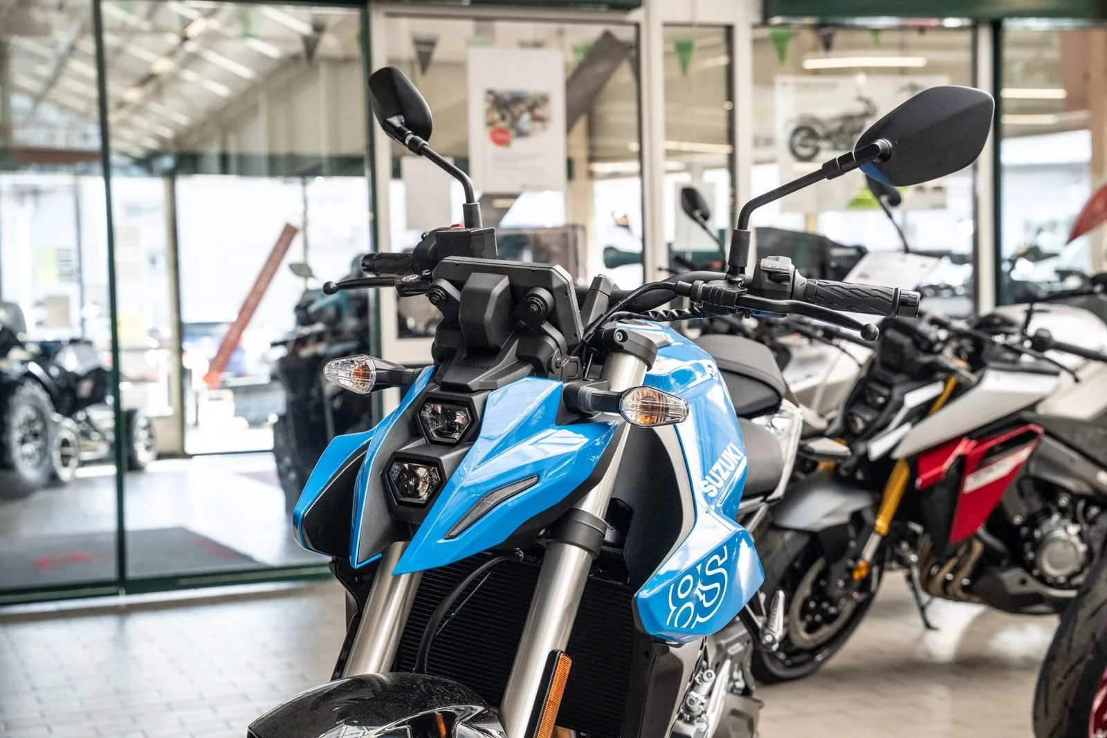 Suzuki GSX-8S
