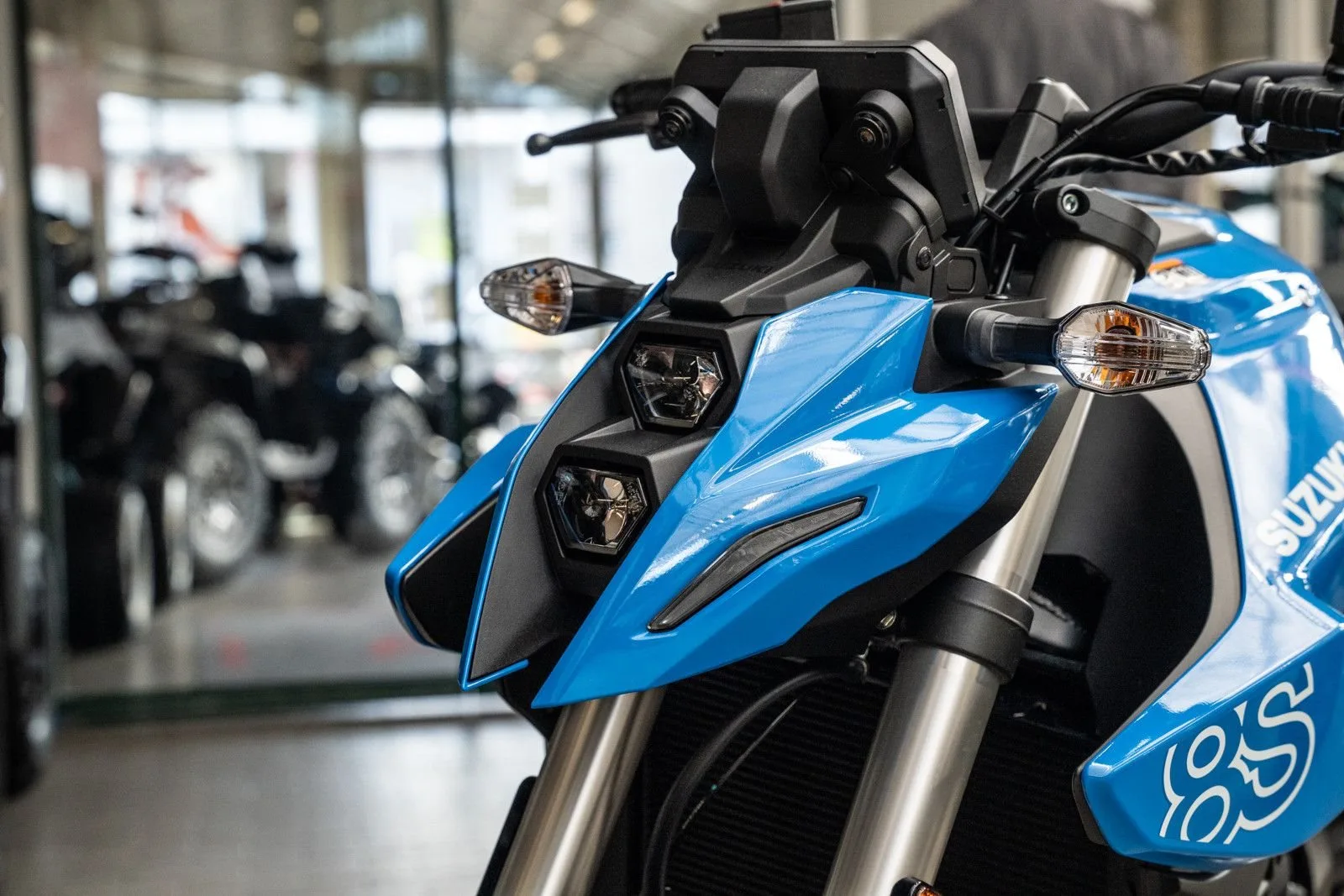 Suzuki GSX-8S