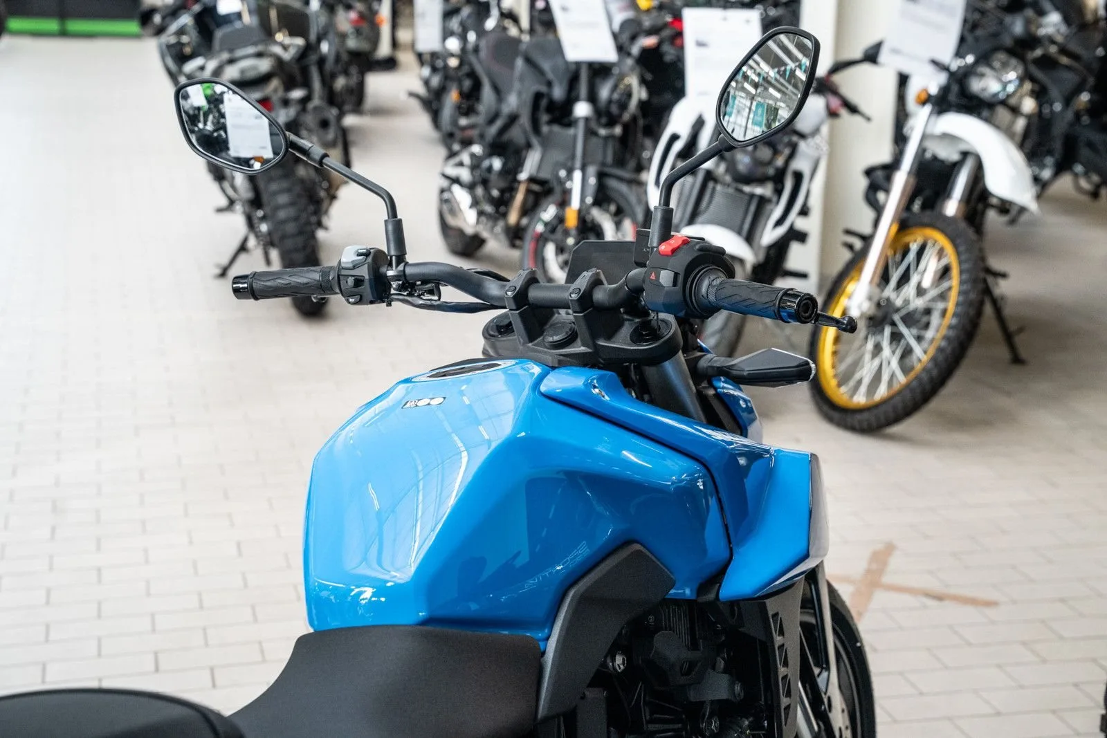 Suzuki GSX-8S