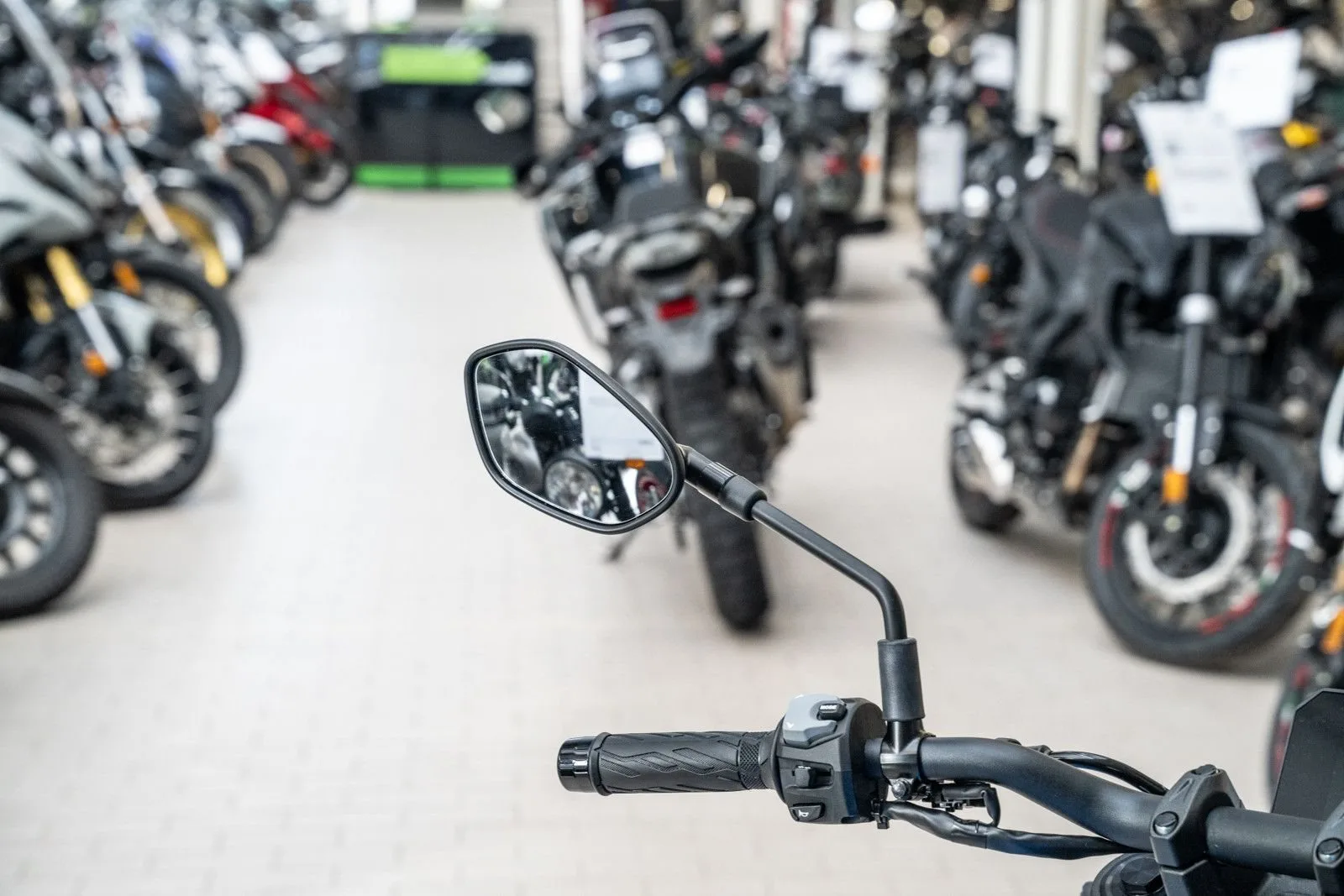 Suzuki GSX-8S