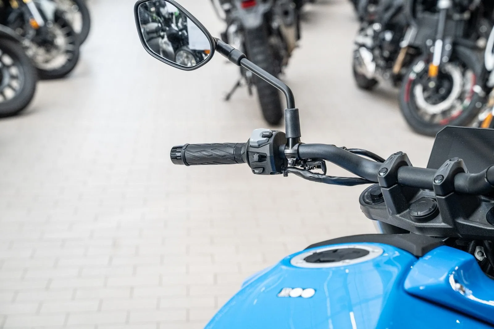 Suzuki GSX-8S