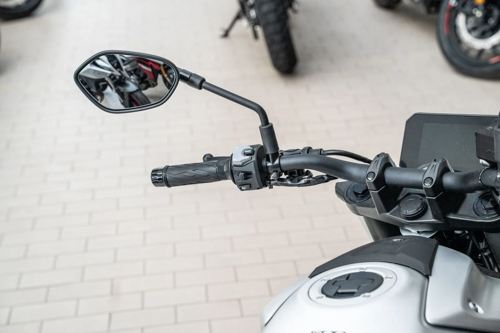 Suzuki GSX-8S