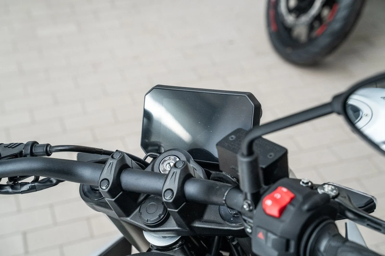 Suzuki GSX-8S