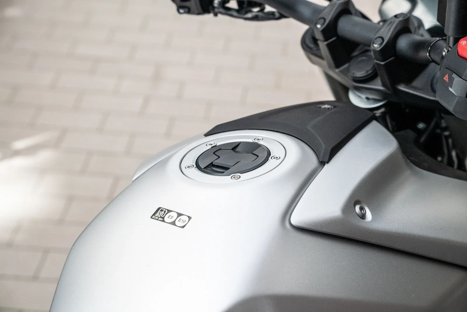 Suzuki GSX-8S