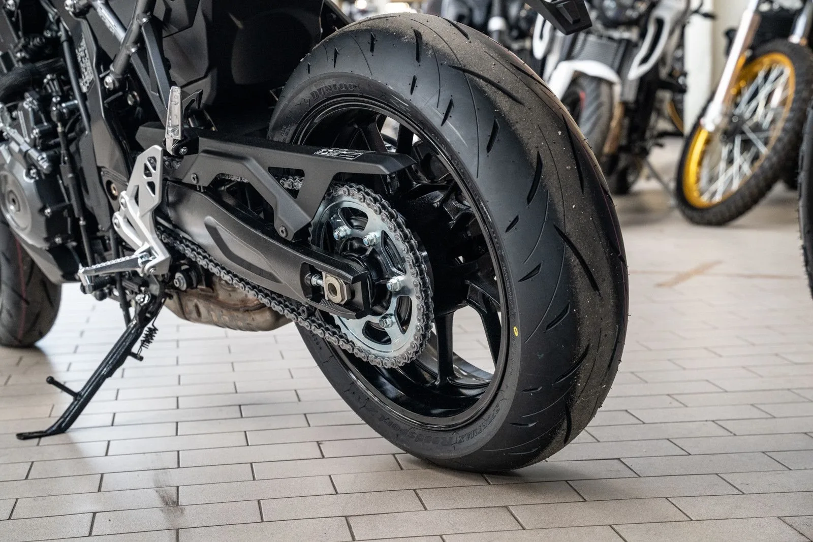 Suzuki GSX-8S