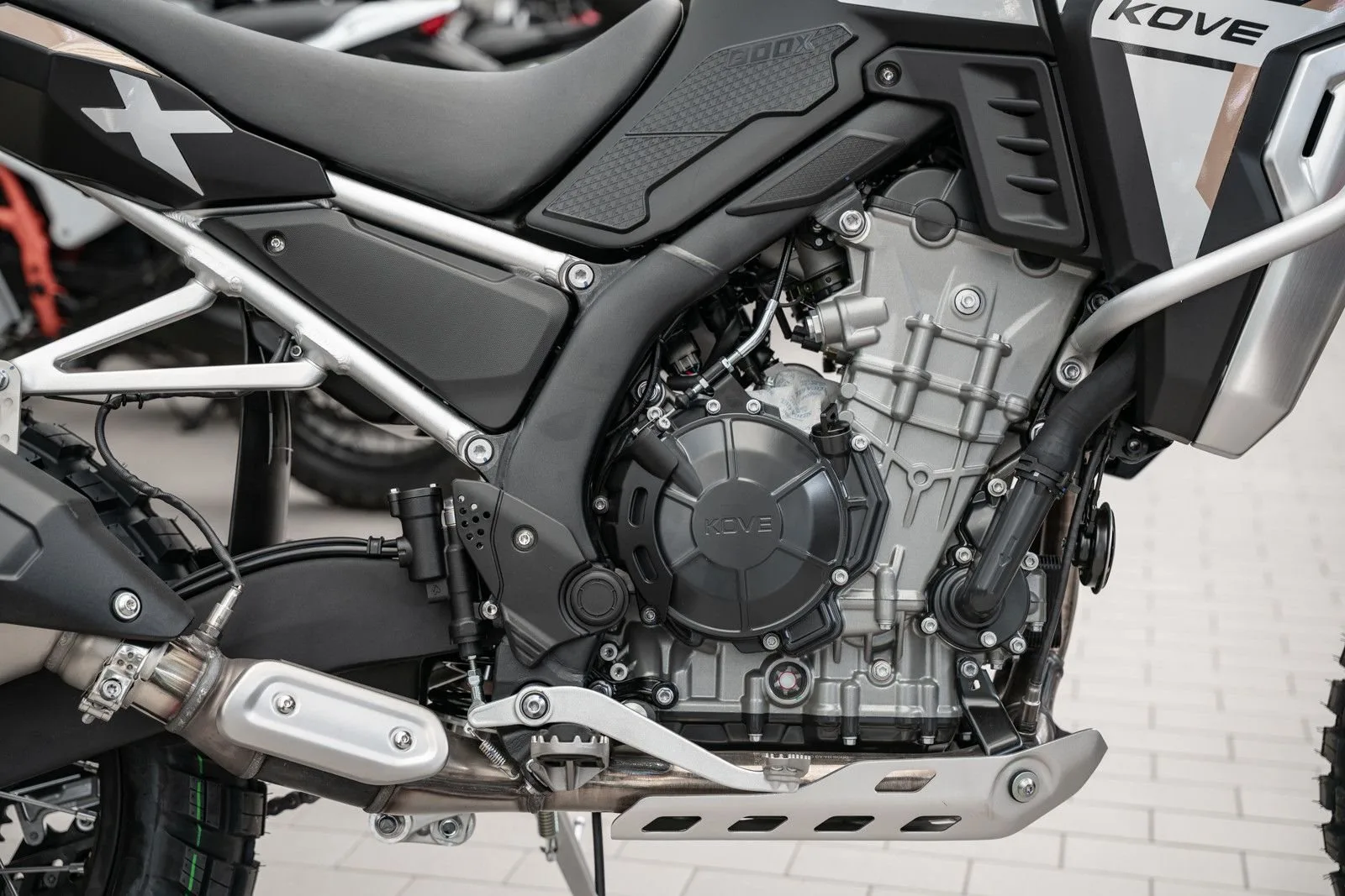 Kove 800X RAlly