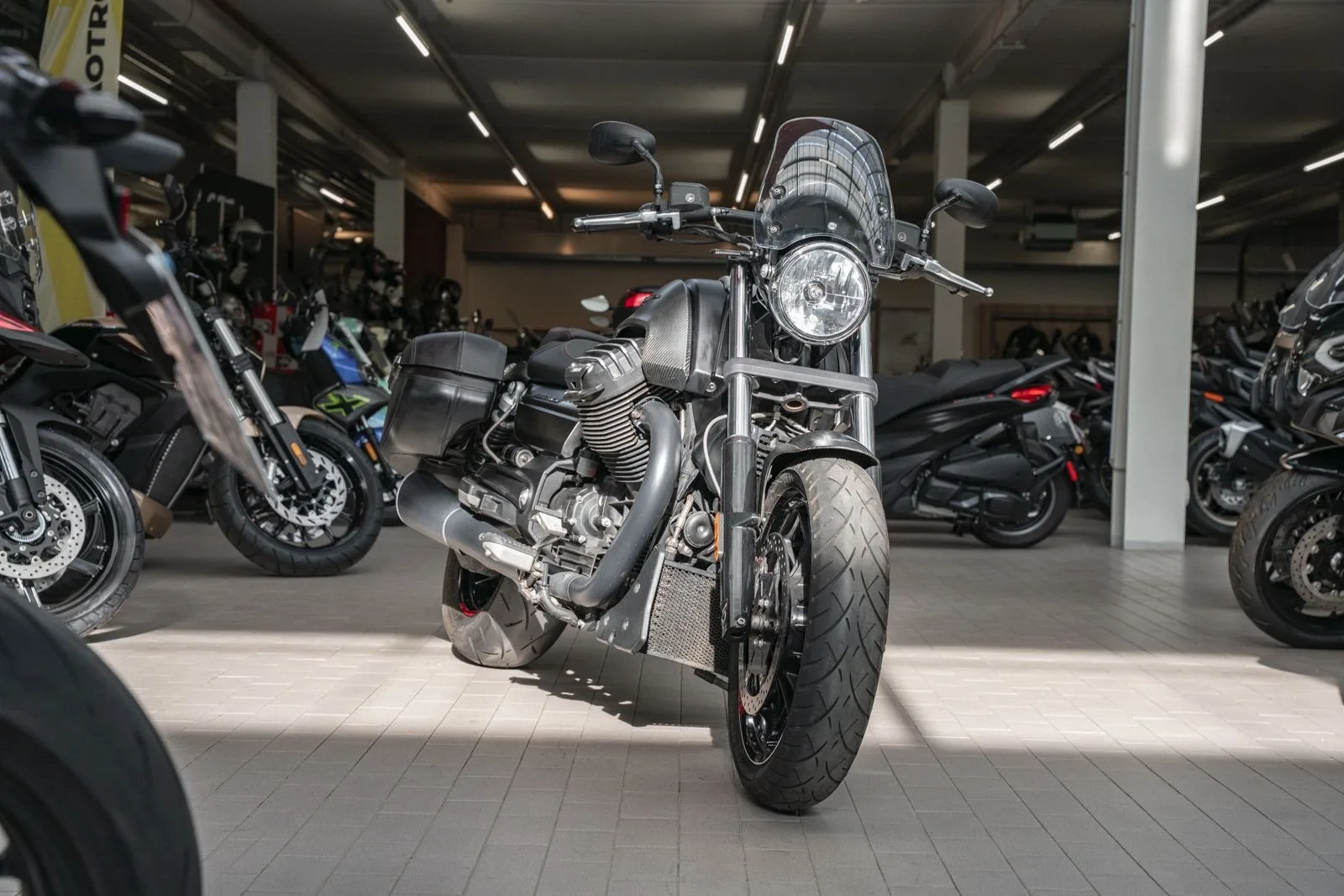 Moto Guzzi California 1400 Audace Carbon