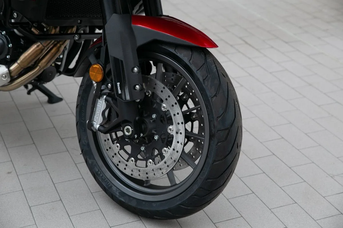 Benelli TRK 502