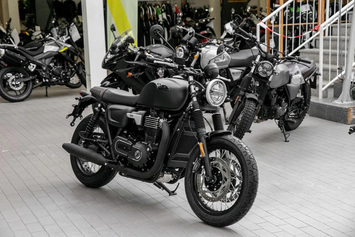Brixton Cromwell 1200