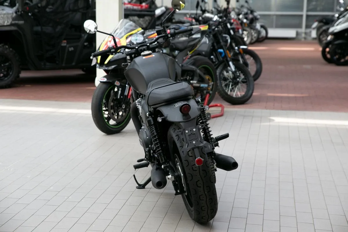 Brixton Cromwell 1200