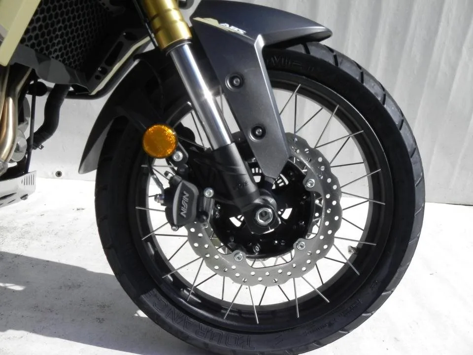 Voge DS625X
