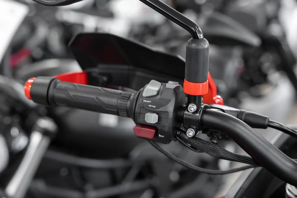 QJ Motor SRT 600 SX