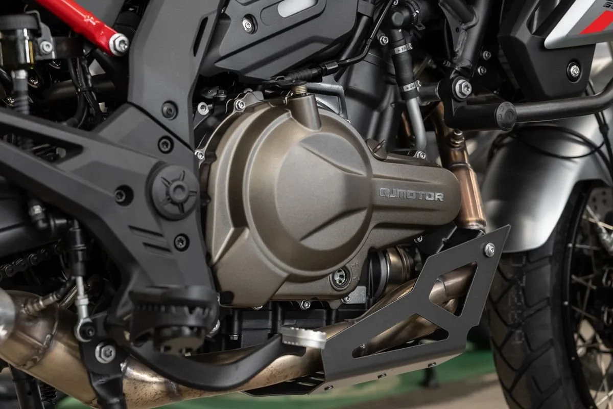 QJ Motor SRT 600 SX