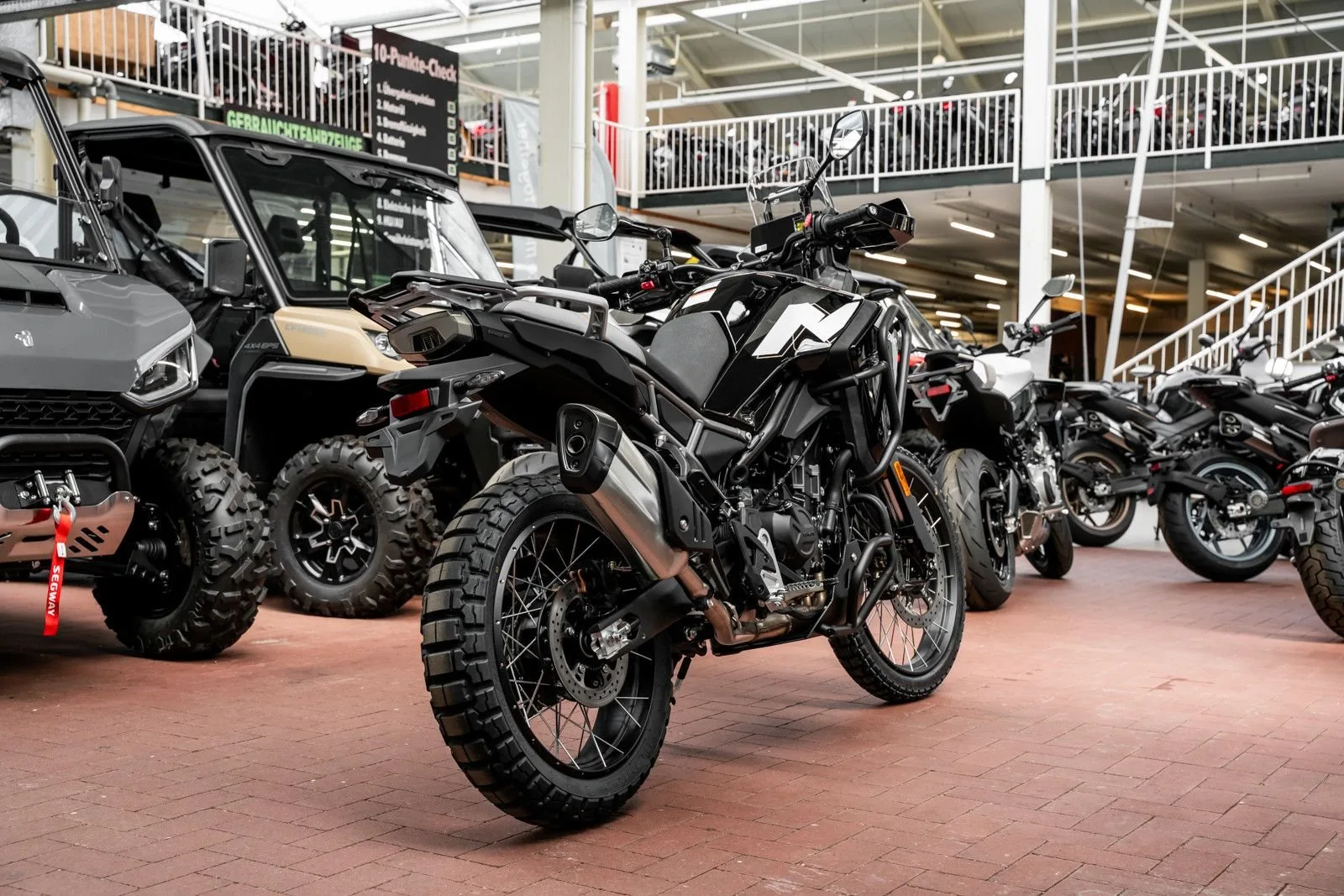 CFMOTO 450MT