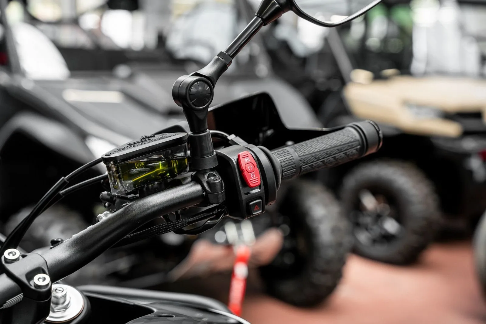 CFMOTO 450MT