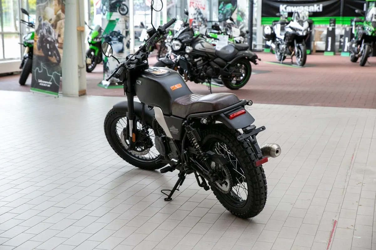 Brixton Felsberg 250