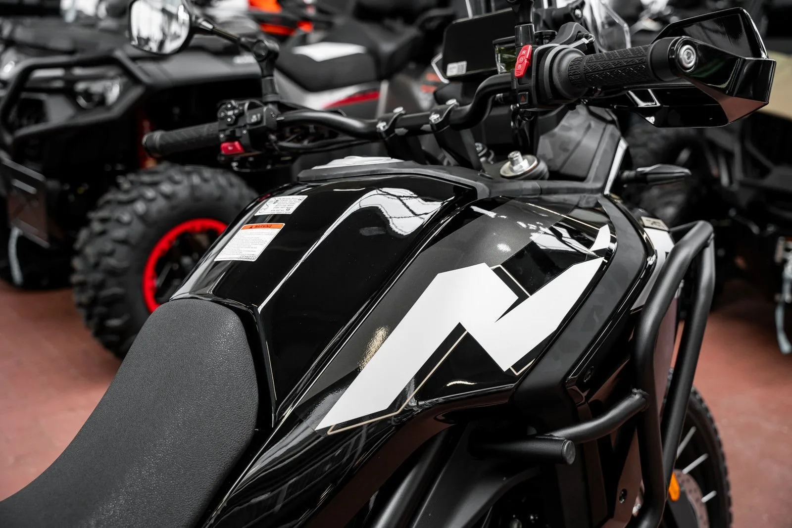 CFMOTO 450MT
