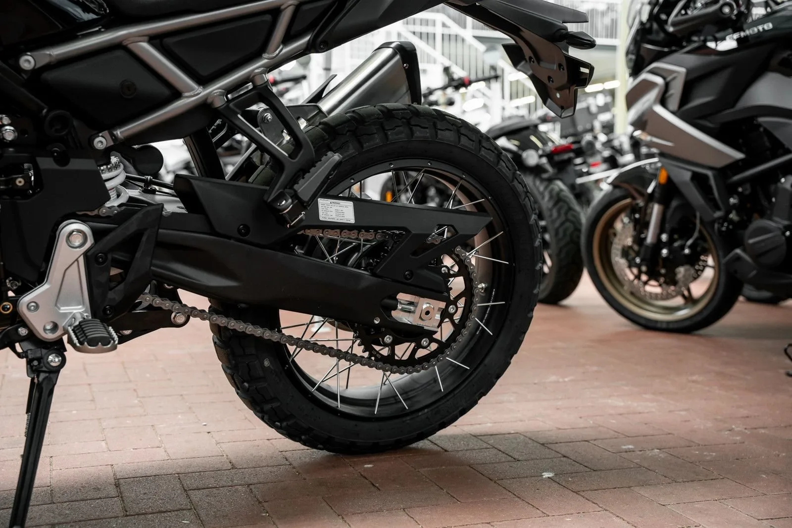 CFMOTO 450MT