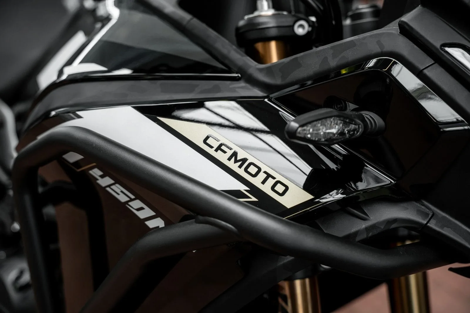 CFMOTO 450MT