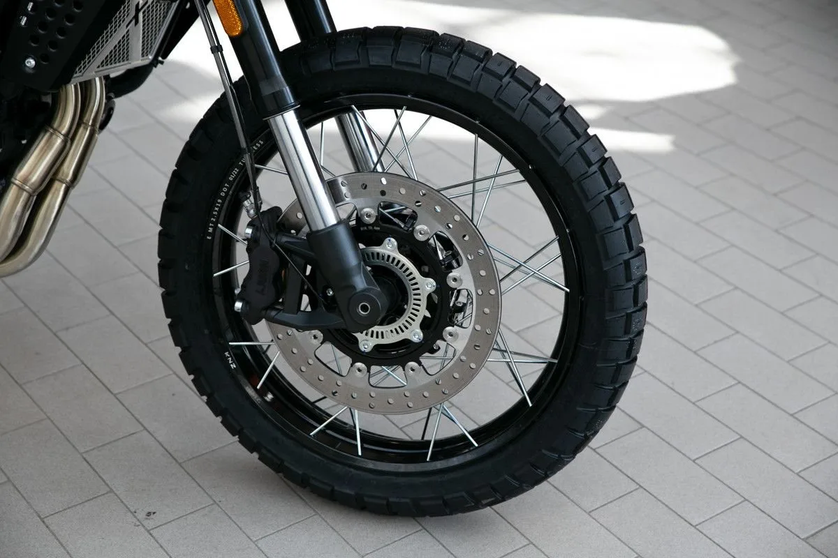 Brixton Crossfire 500XC