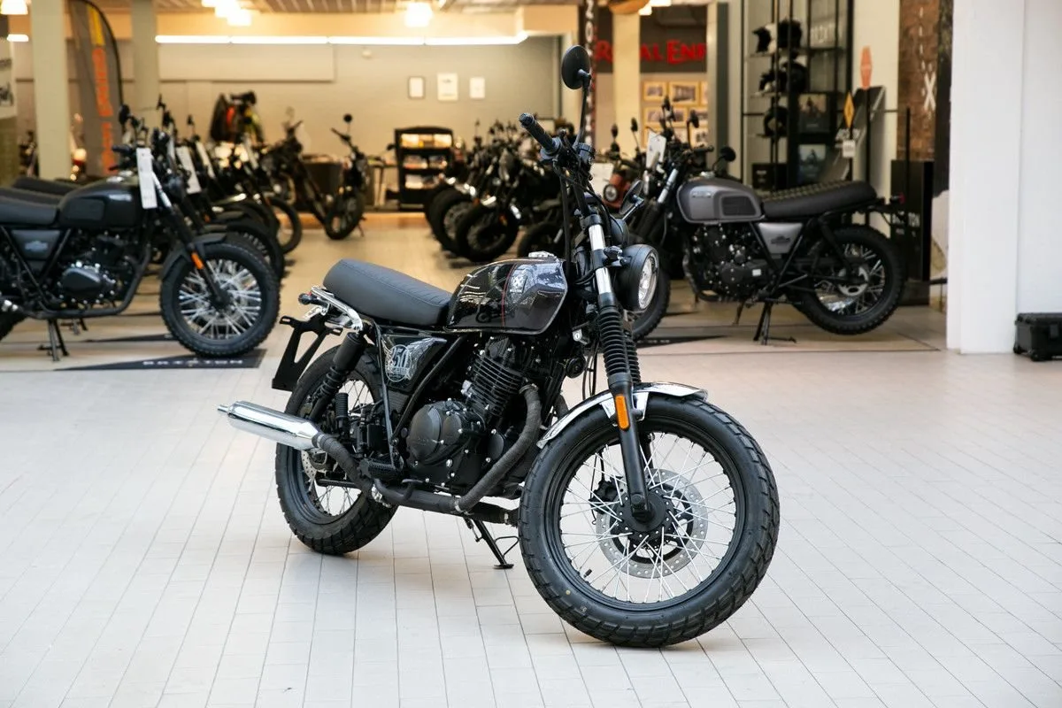 Brixton Cromwell 250