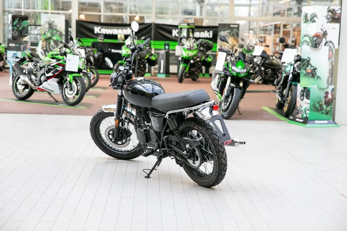Brixton Cromwell 250
