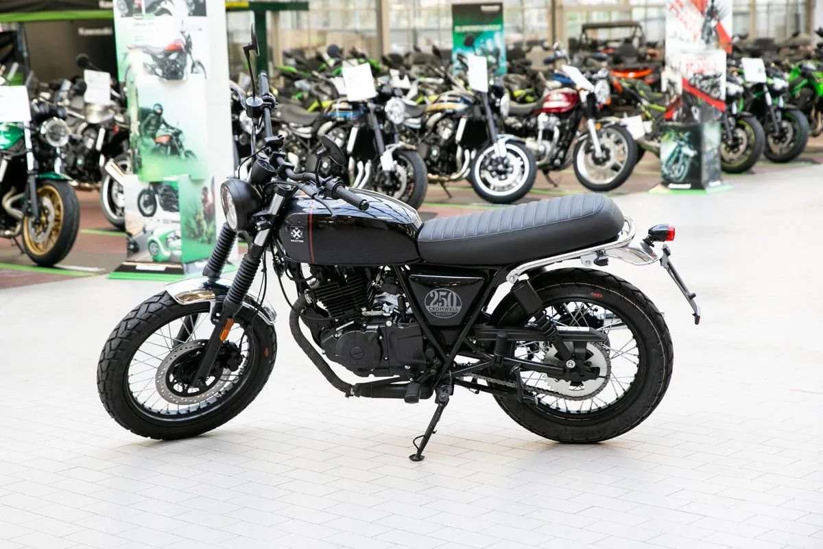 Brixton Cromwell 250