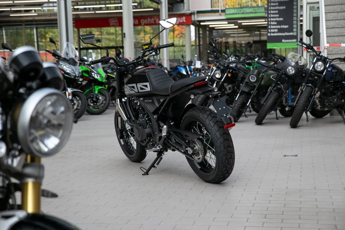 Brixton Crossfire 500 X