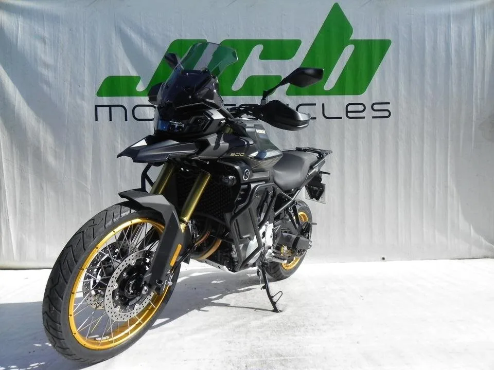 Voge DS900X