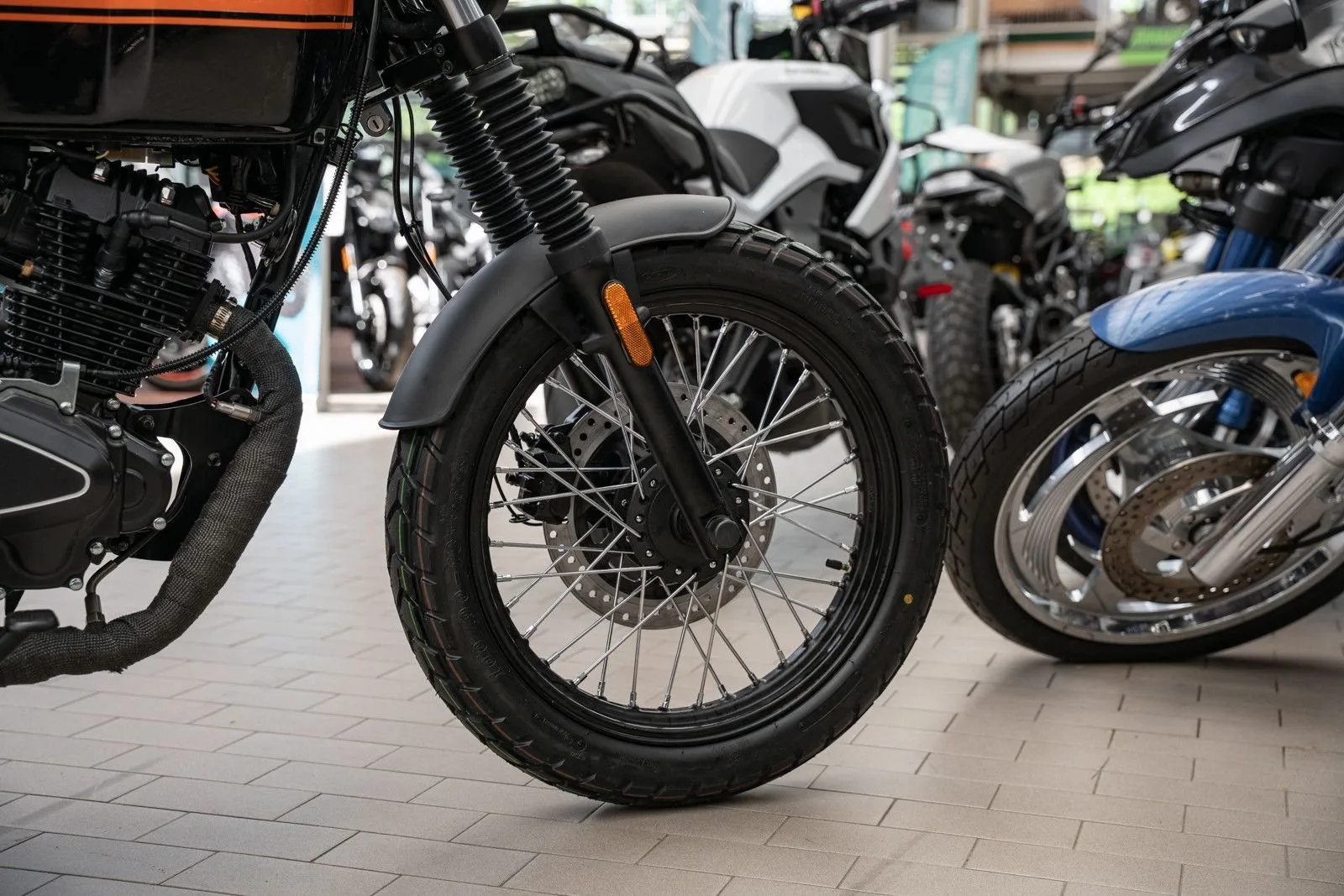 Brixton Cromwell 125
