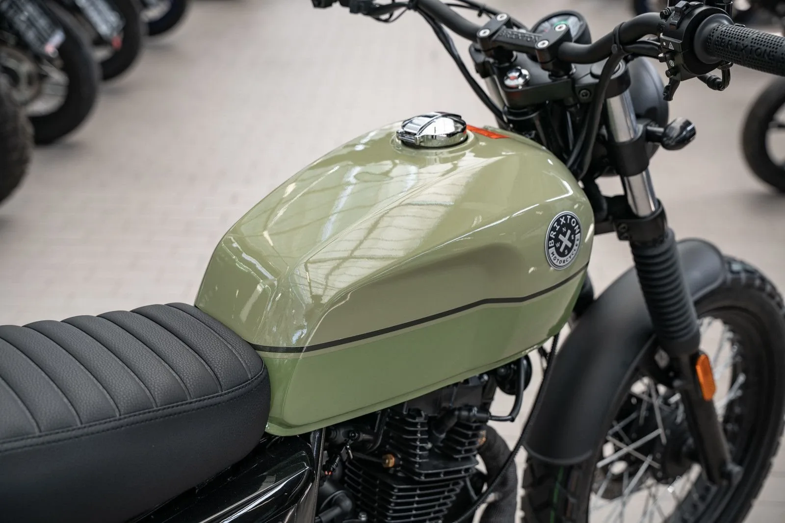 Brixton Cromwell 125