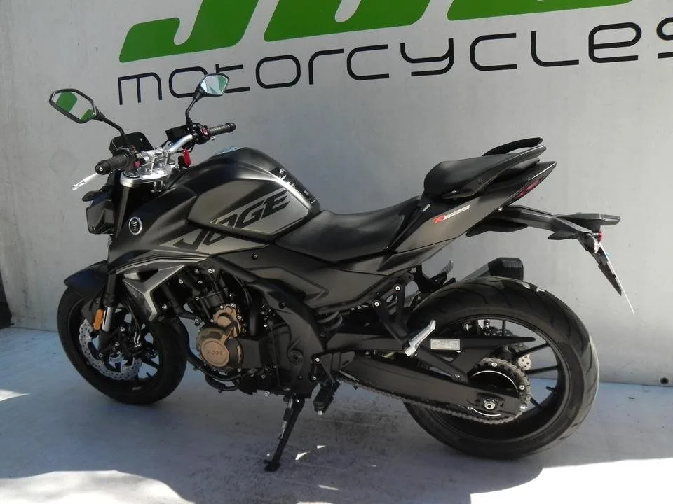 Voge R625