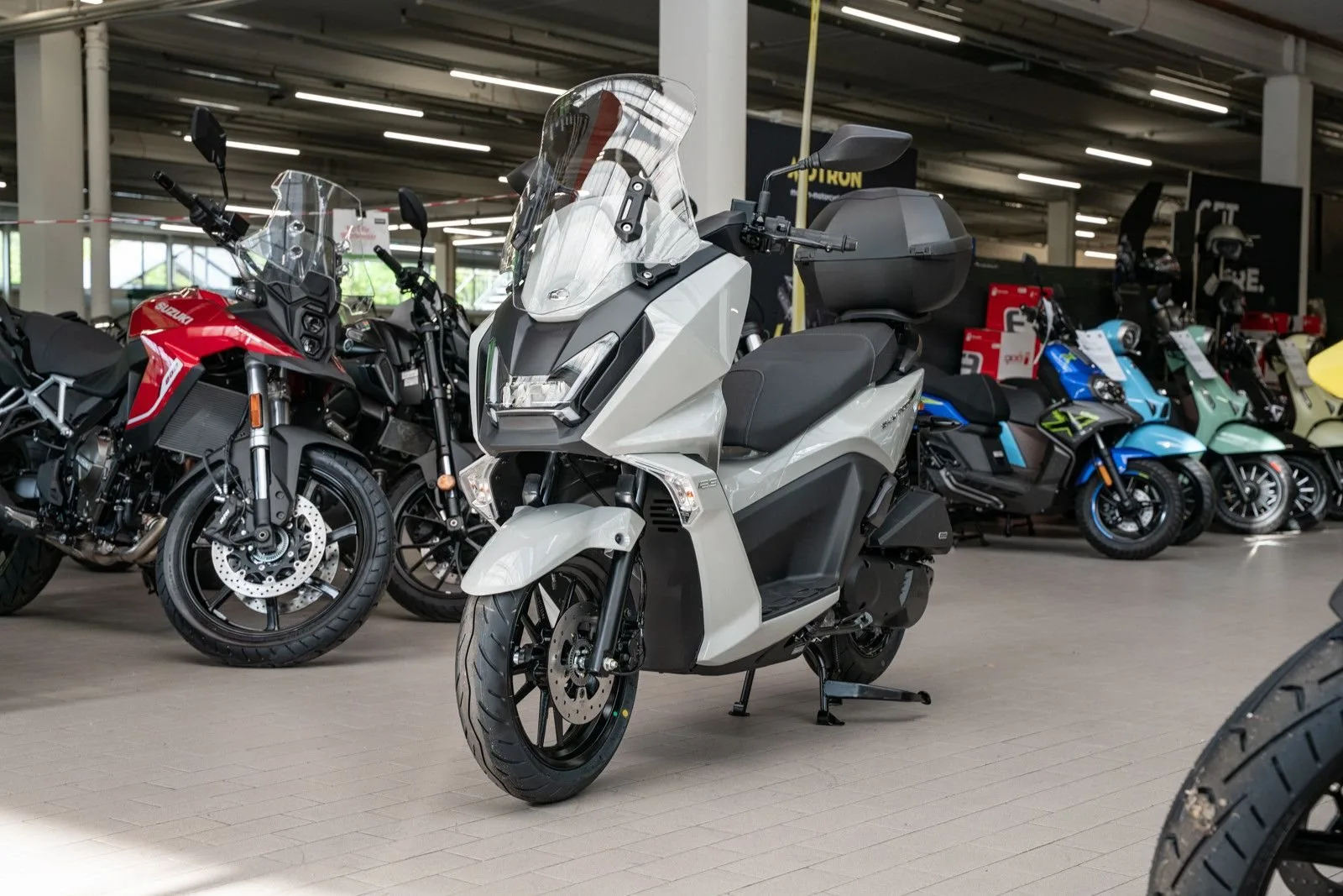 Kymco Sky Town 125i ABS