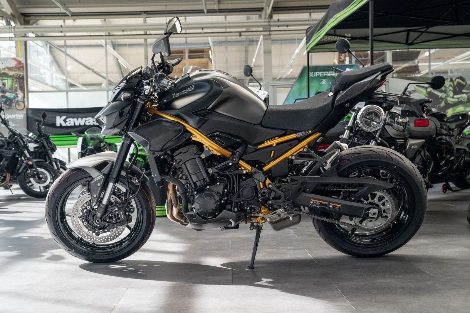 Kawasaki Z900