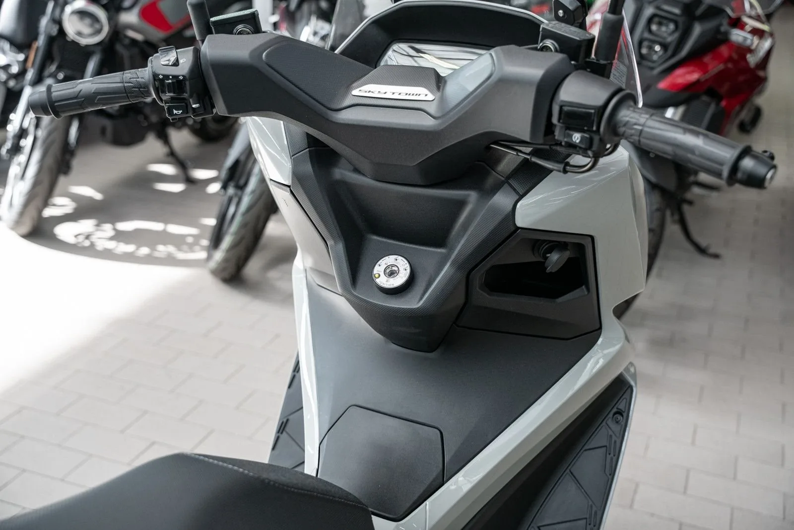 Kymco Sky Town 125i ABS