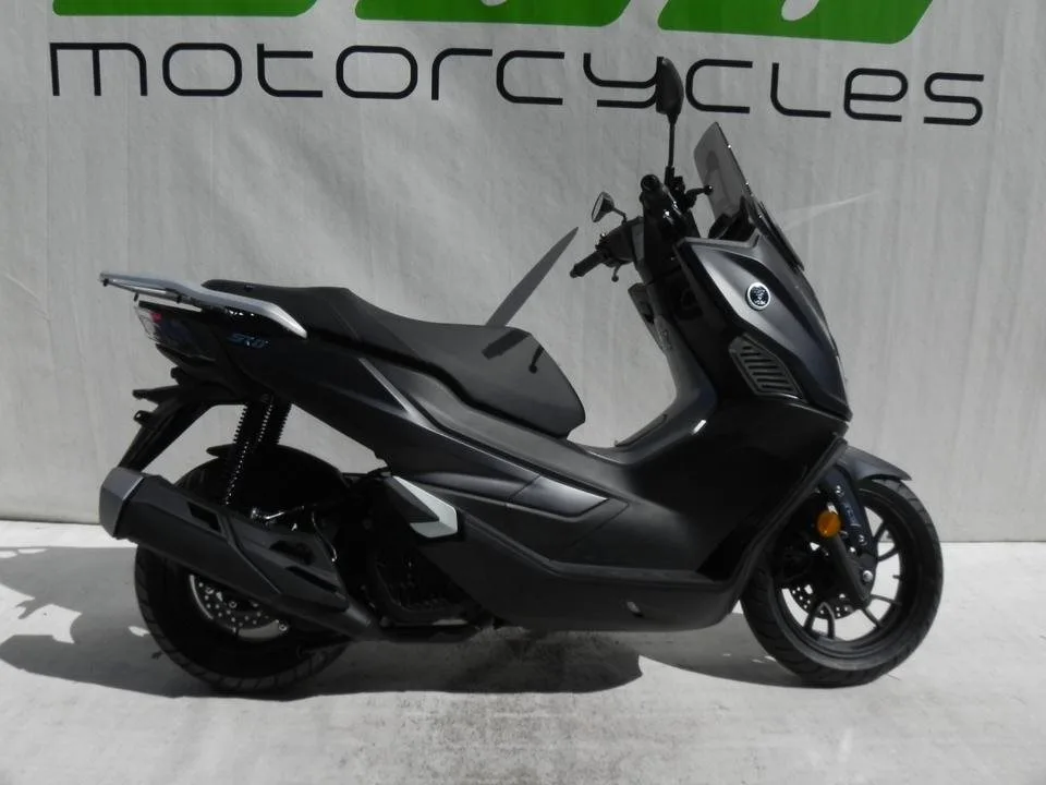 Voge SR1 125 ABS TCS