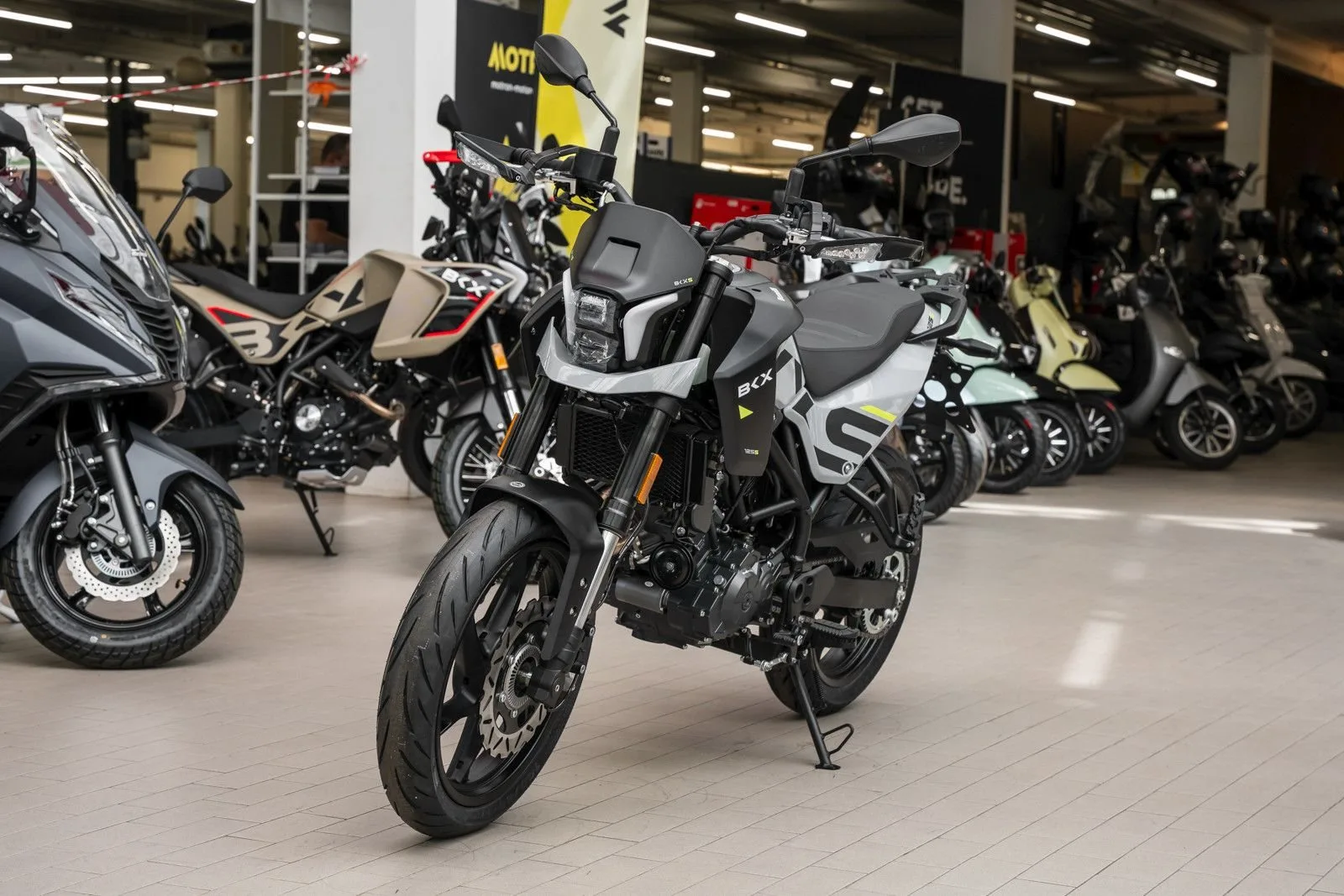 Benelli BKX 125 S