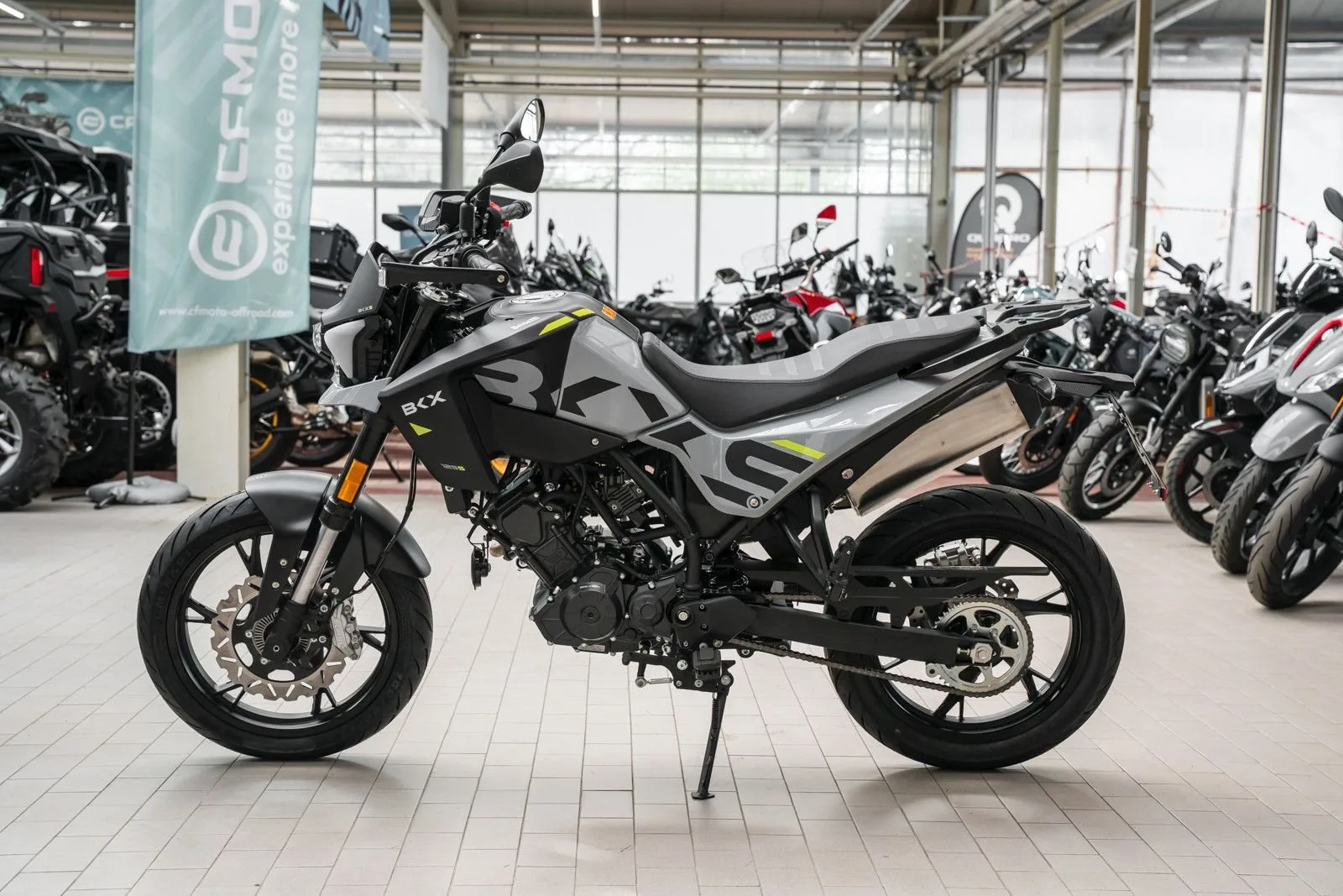 Benelli BKX 125 S