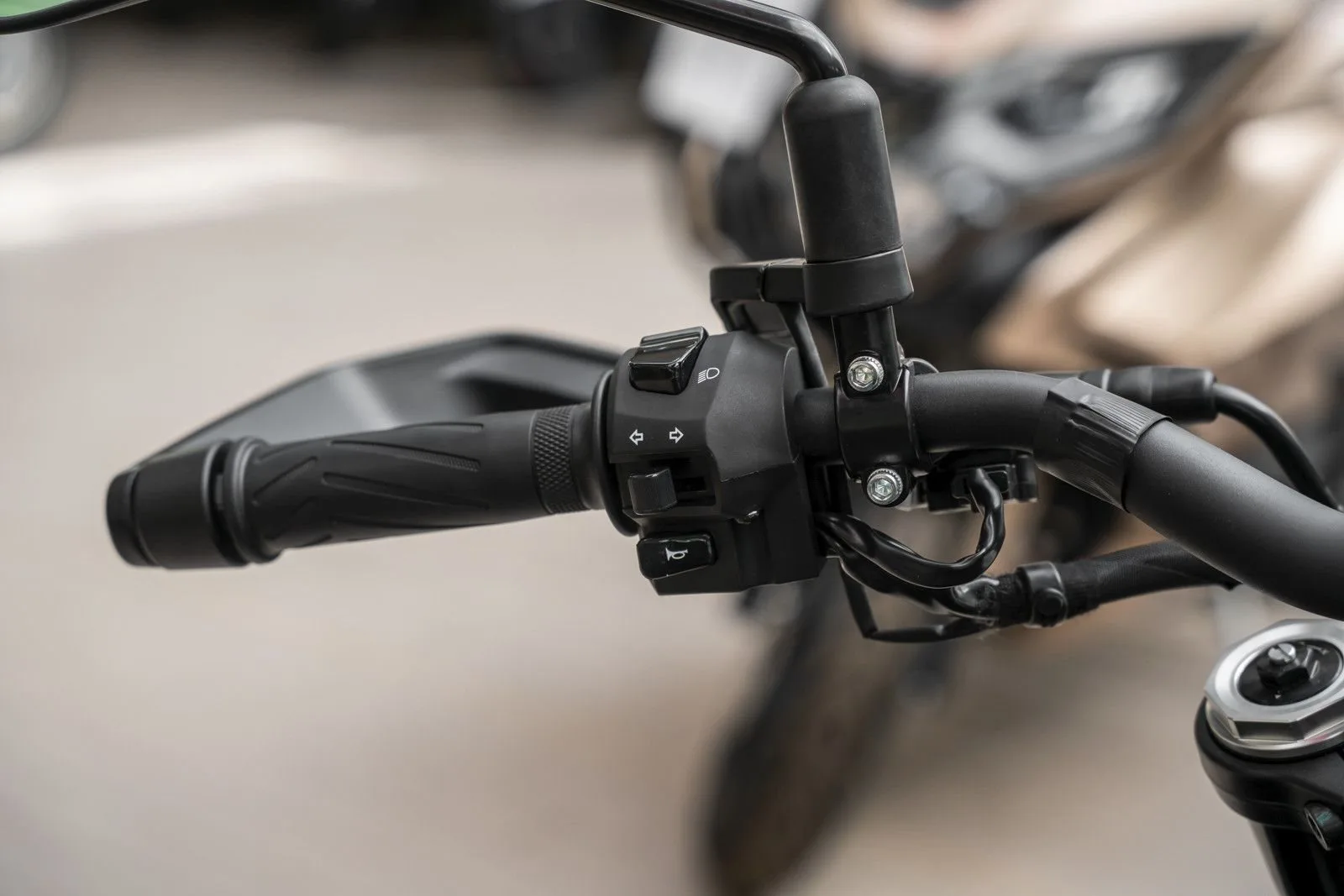 Benelli BKX 125 S