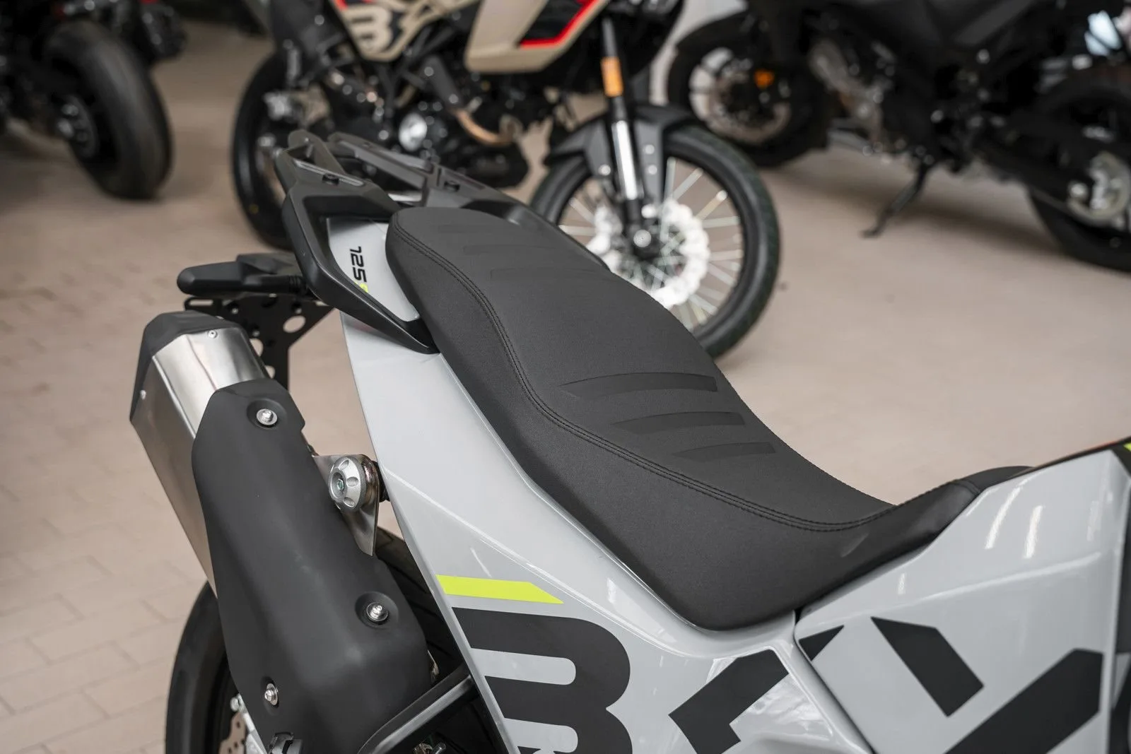 Benelli BKX 125 S