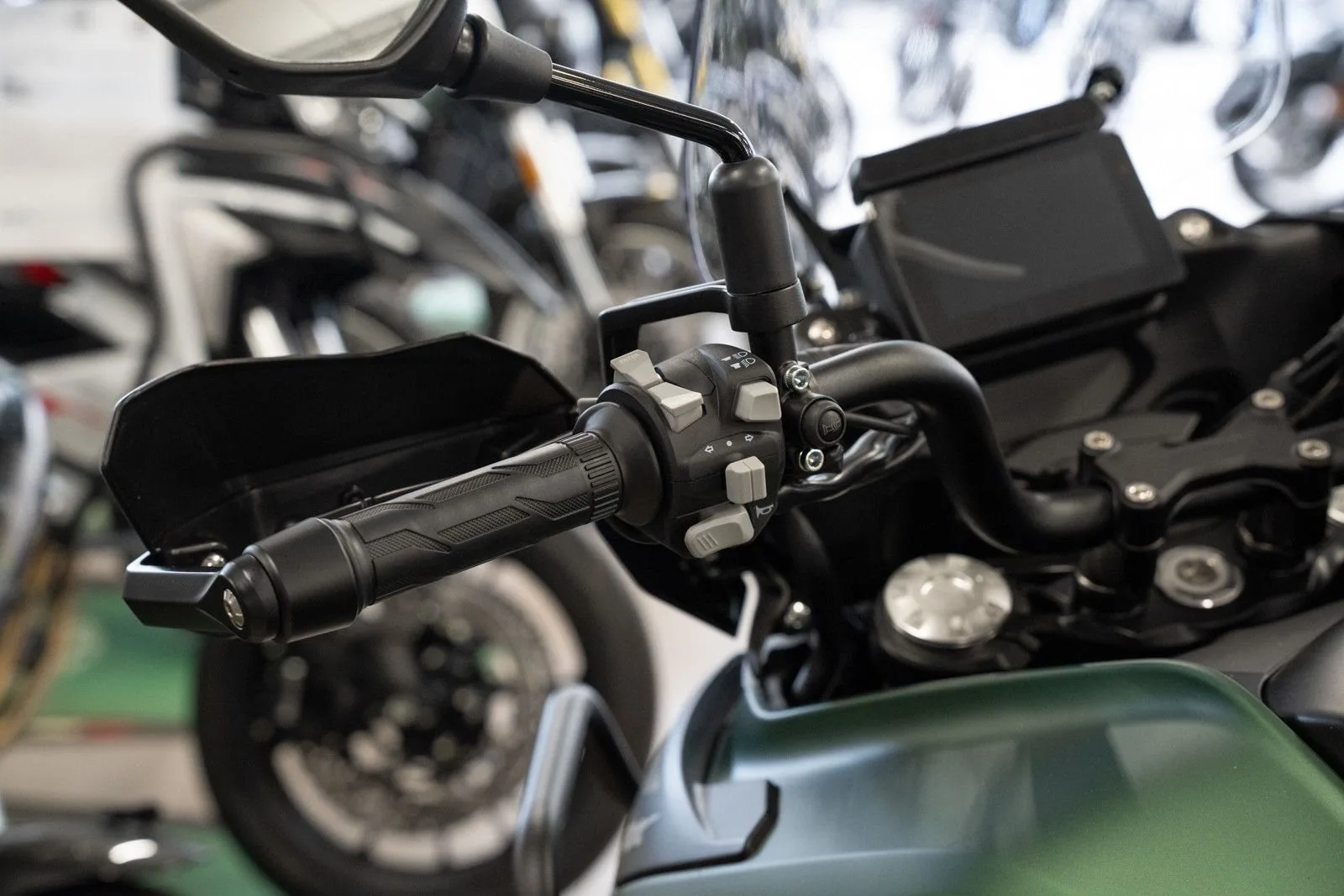 Benelli TRK 702
