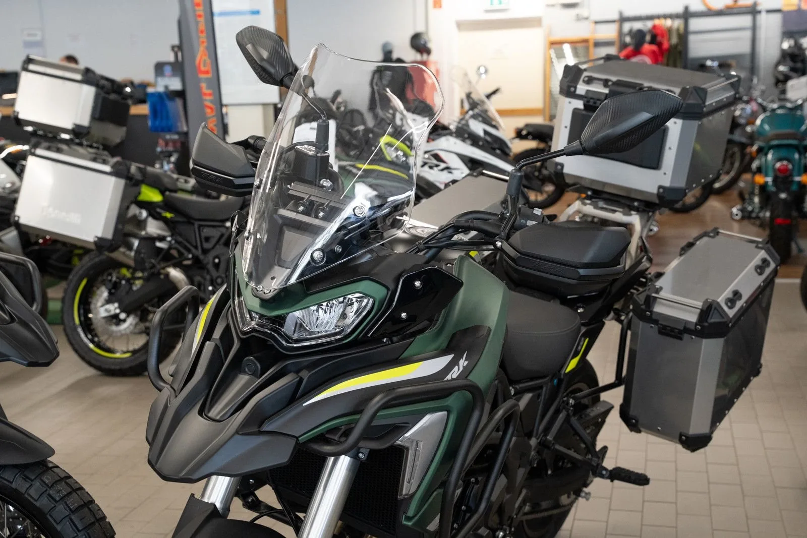 Benelli TRK 702